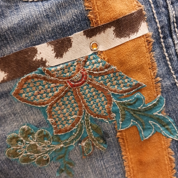Boho Hippie Repurposed Jeans. - Picture 11 of 16